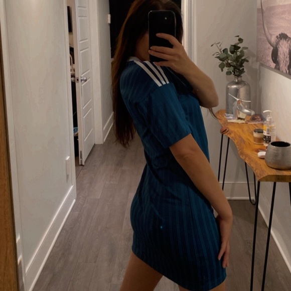 💥ADIDAS sport dress💥 - Picture 2 of 3